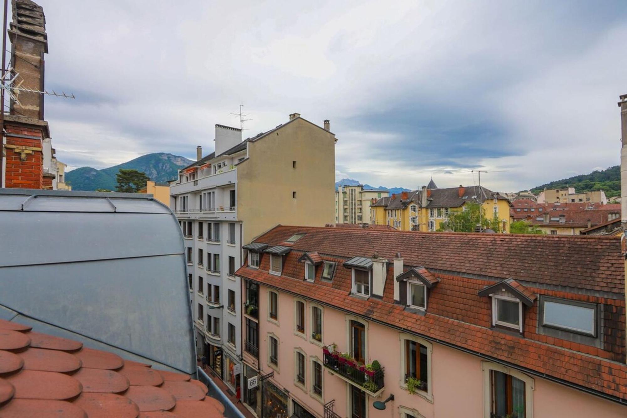 Le Sommeiller - Hyper Centre Avec Garage Annecy