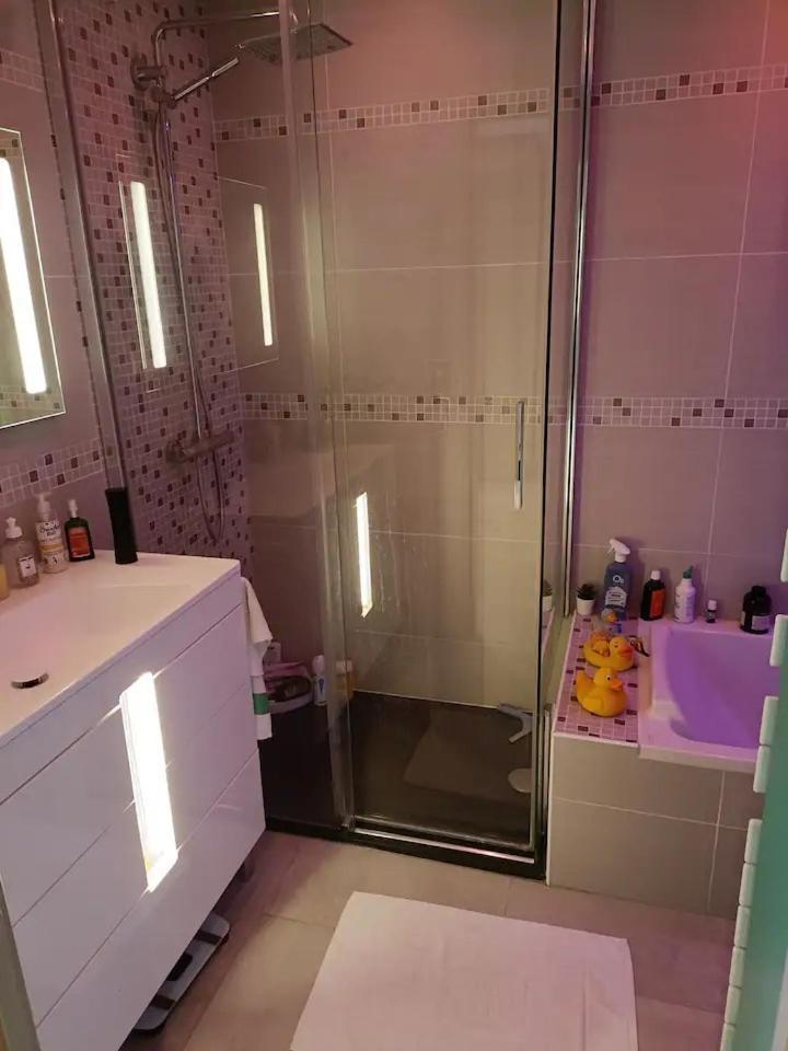 Chambre Privee 1 Chez Vincent - Gare - Centre Homestay Annecy