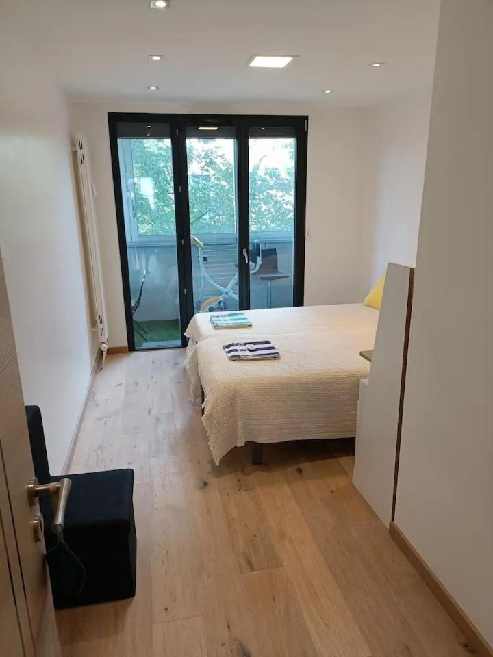 Chambre Privee 1 Chez Vincent - Gare - Centre Homestay *