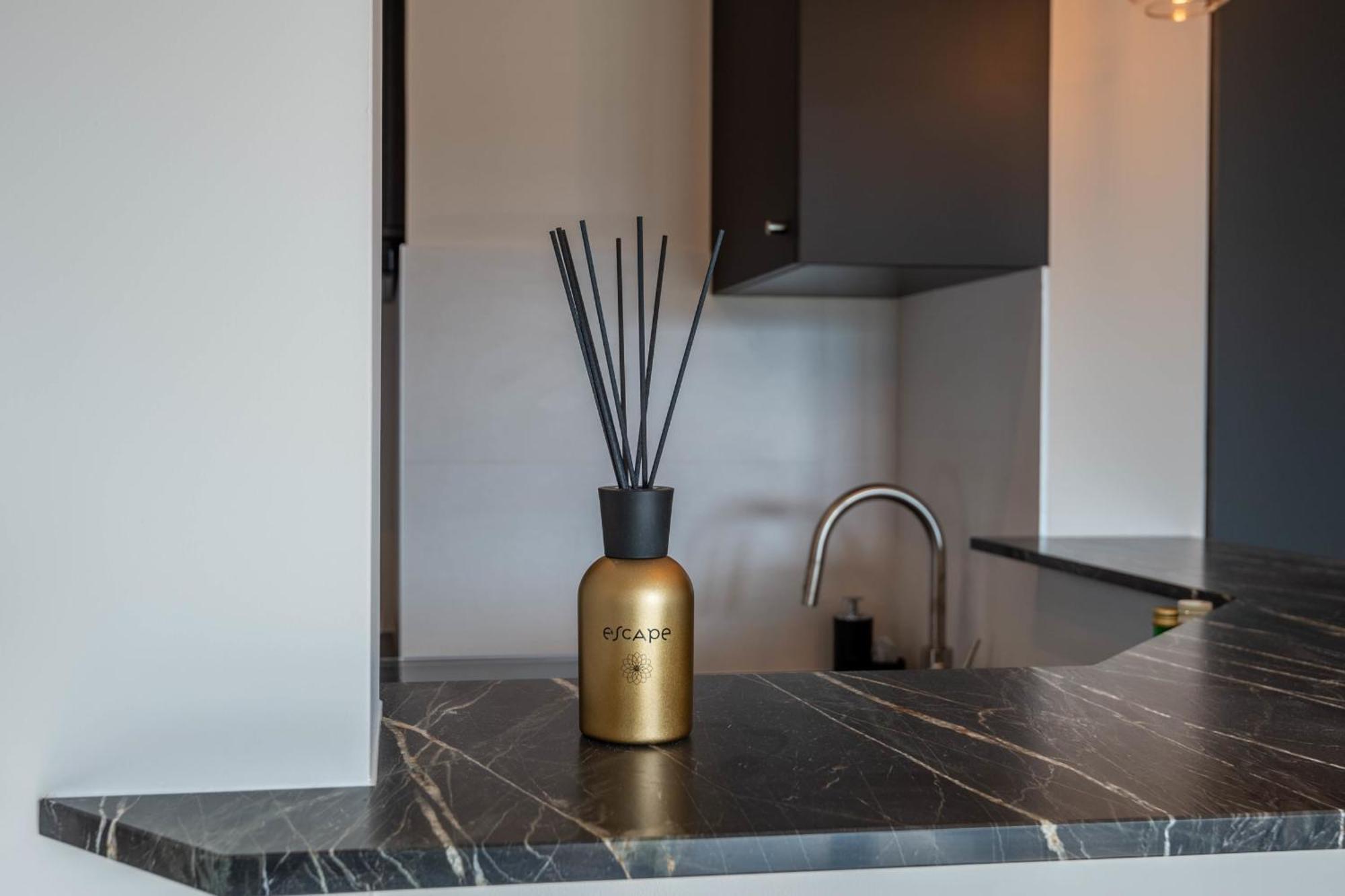Apartment Le Beau Marcy - Contemporary Centre Flat