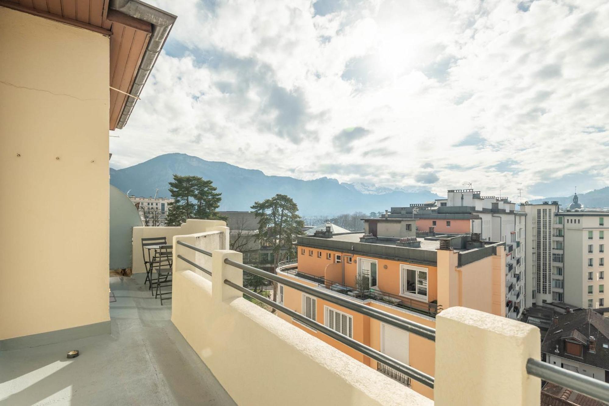 Apartment Le Beau Marcy - Contemporary Centre Flat