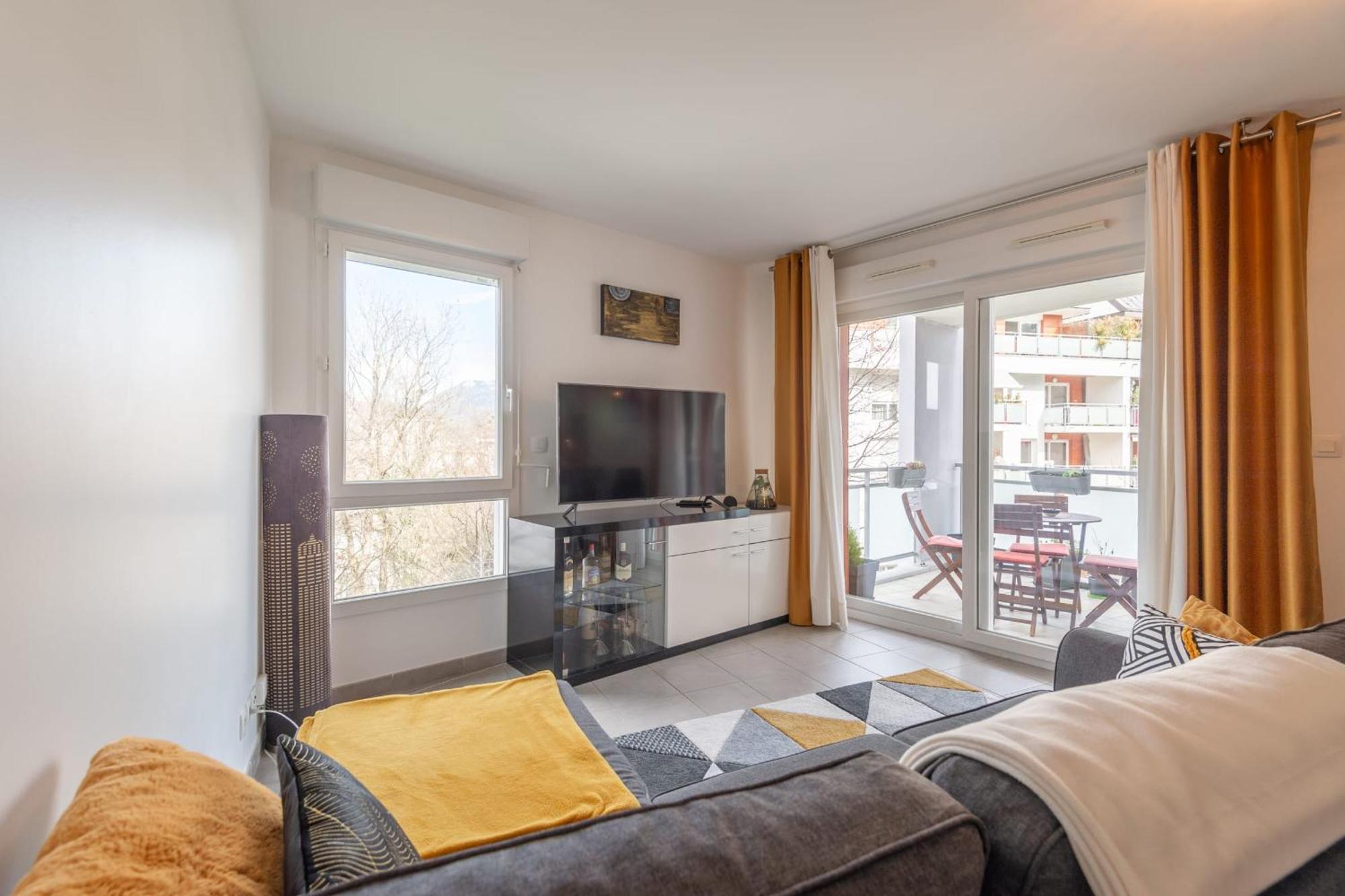 Joli T2 De 57 M Proche Et Vieille Apartment