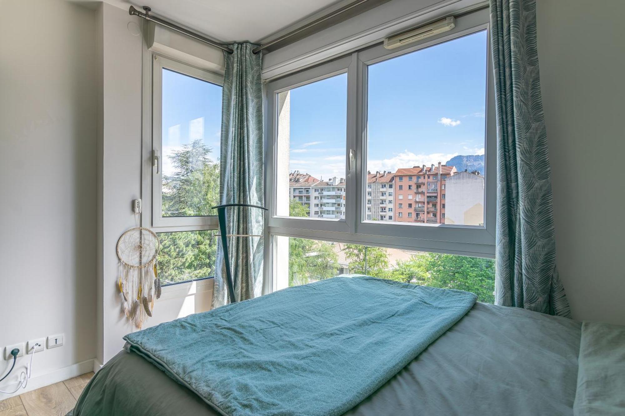 Apartment La
