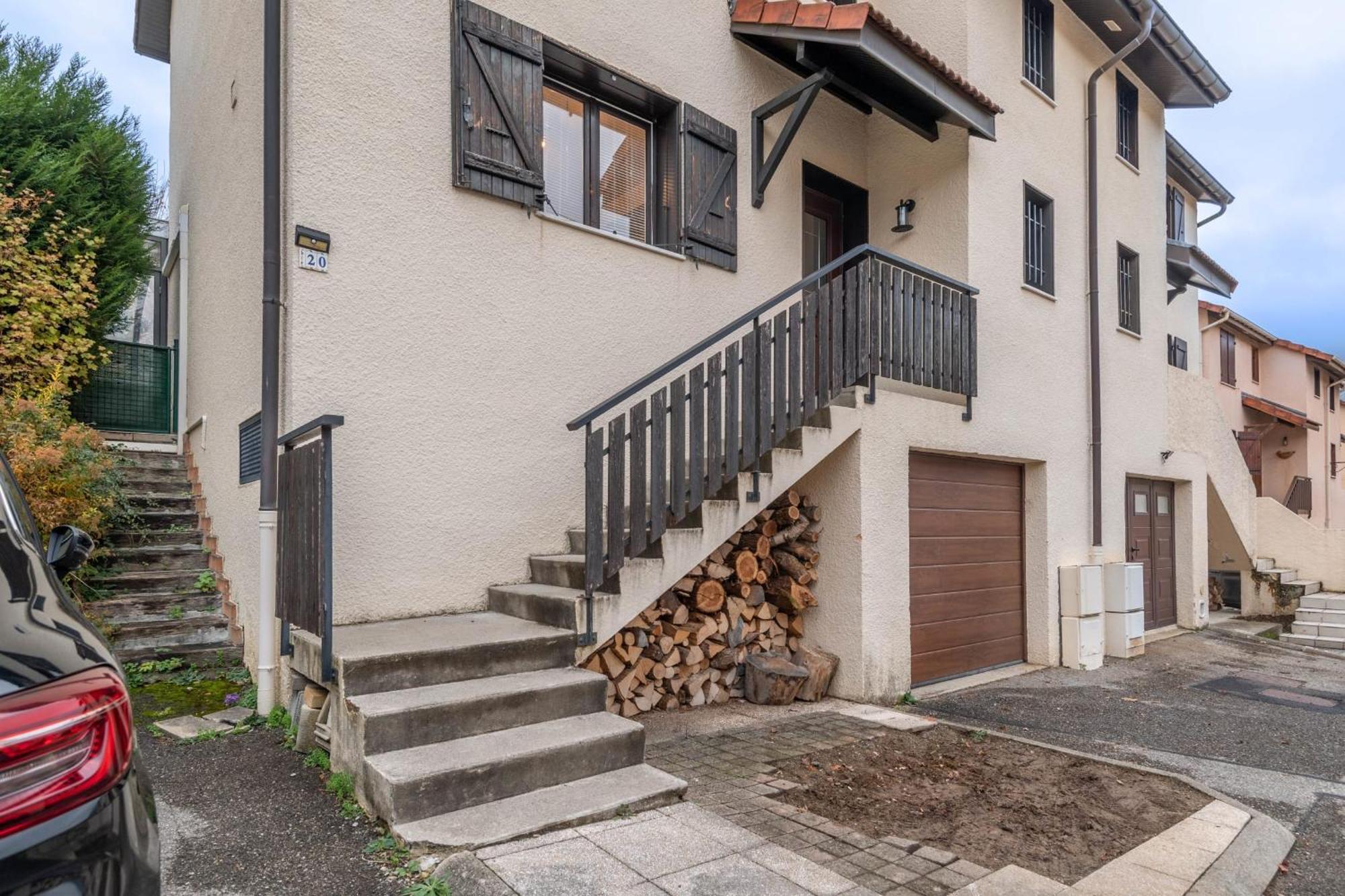 Alpiloc Furnished House Holiday home Annecy