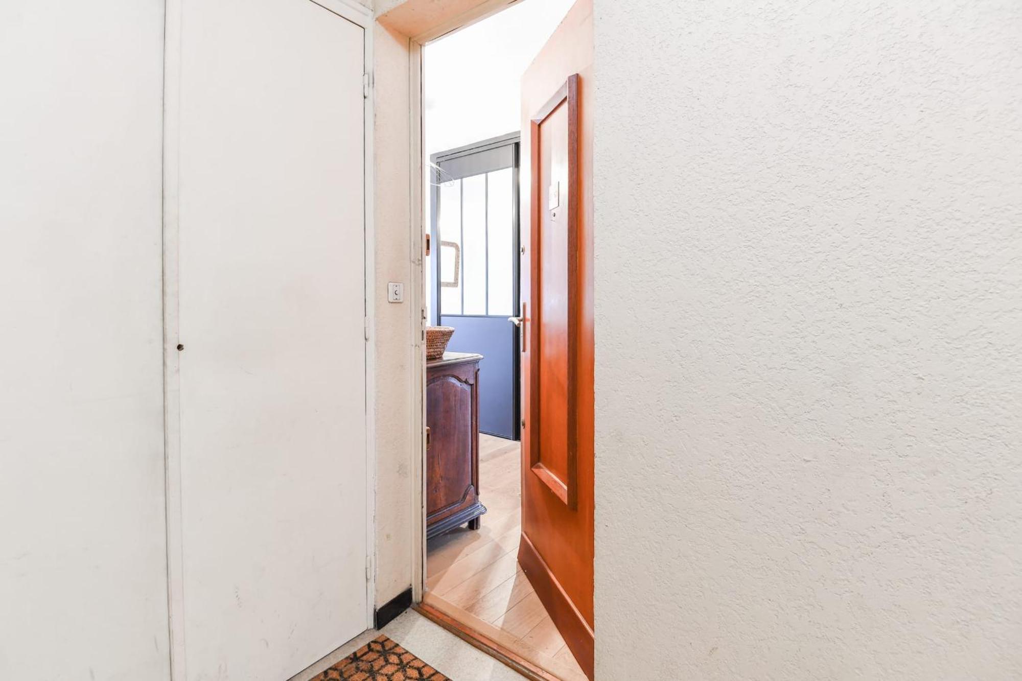 Apartment Annapurna Furnished Flat Annecy