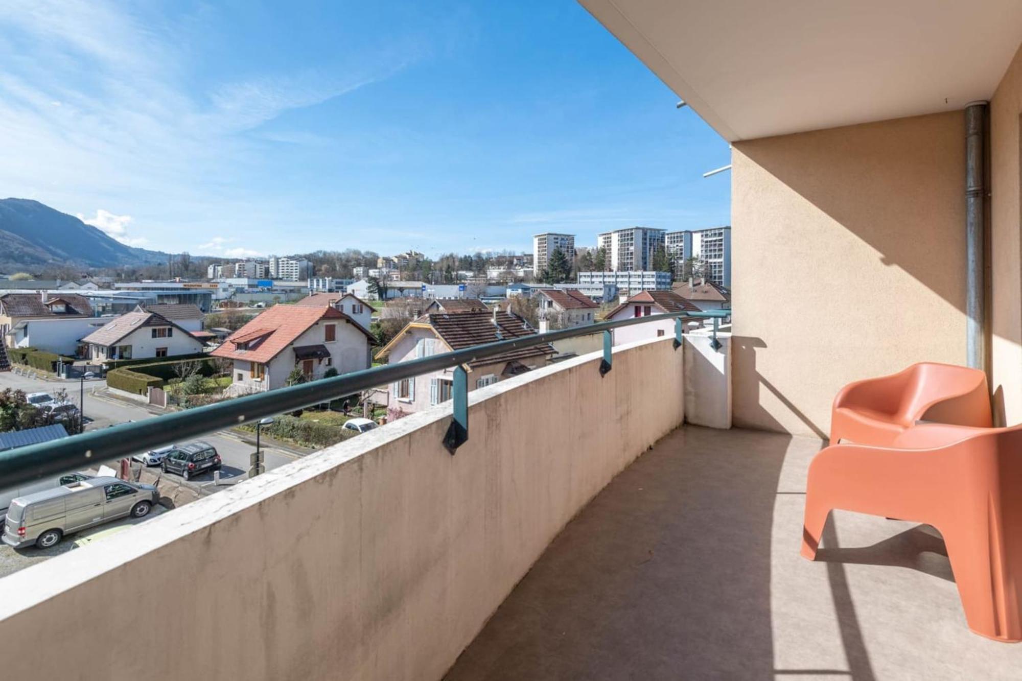 Isernon Furnished Flat *