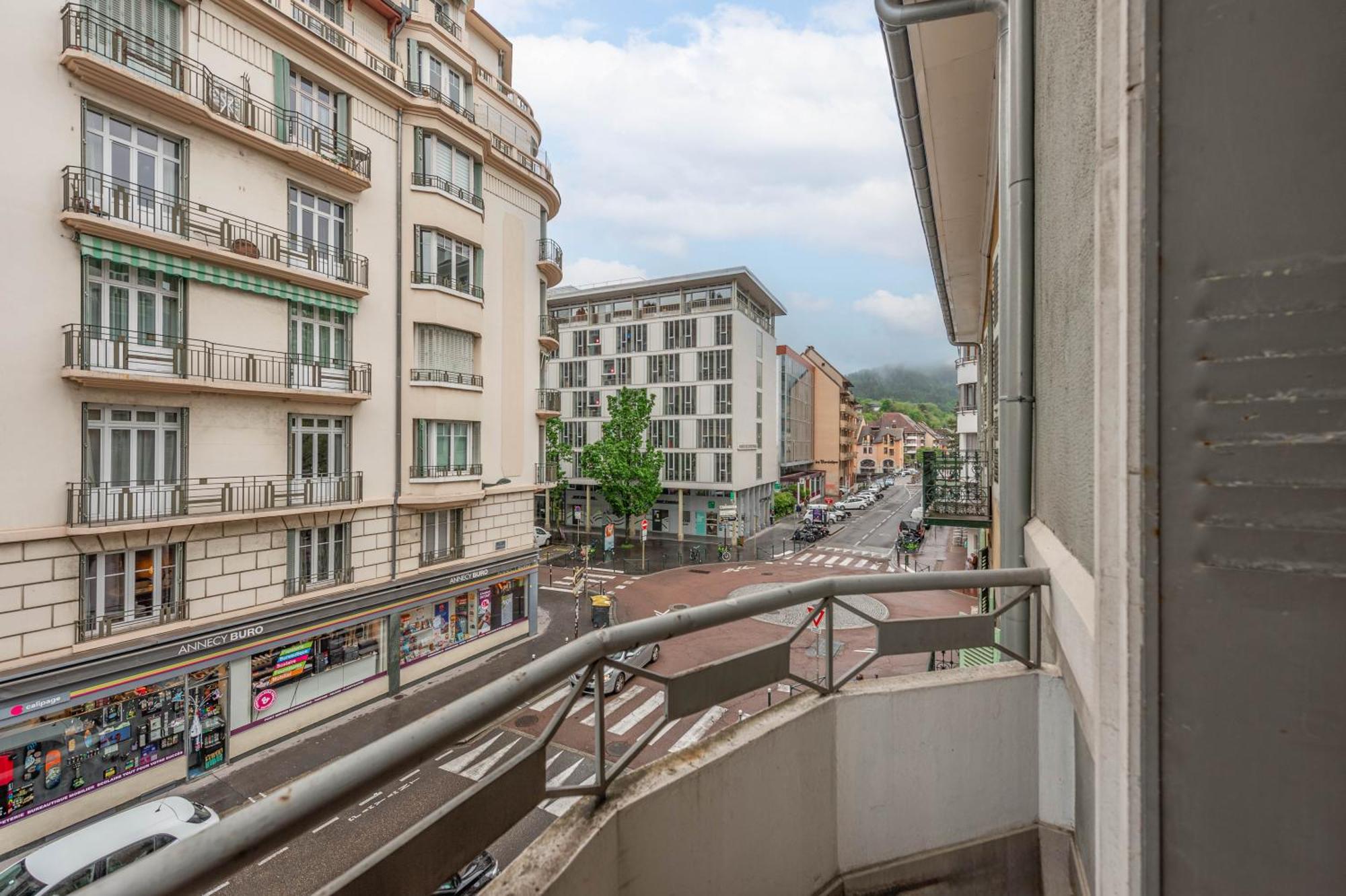 Le Libellule - Grand T3 En Centre *