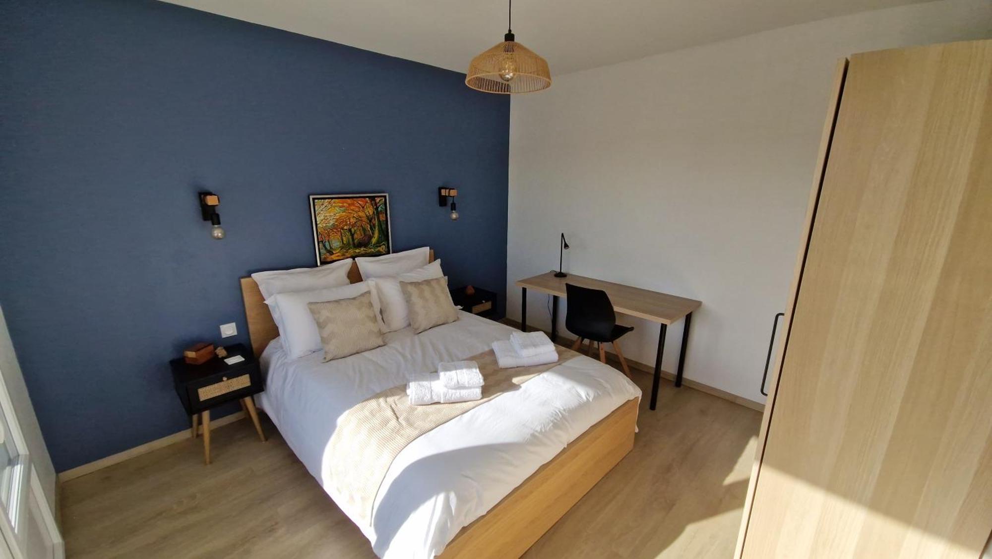 Et 95 M2 A 100m Du Lac, 3 Chambres, Parking * Annecy