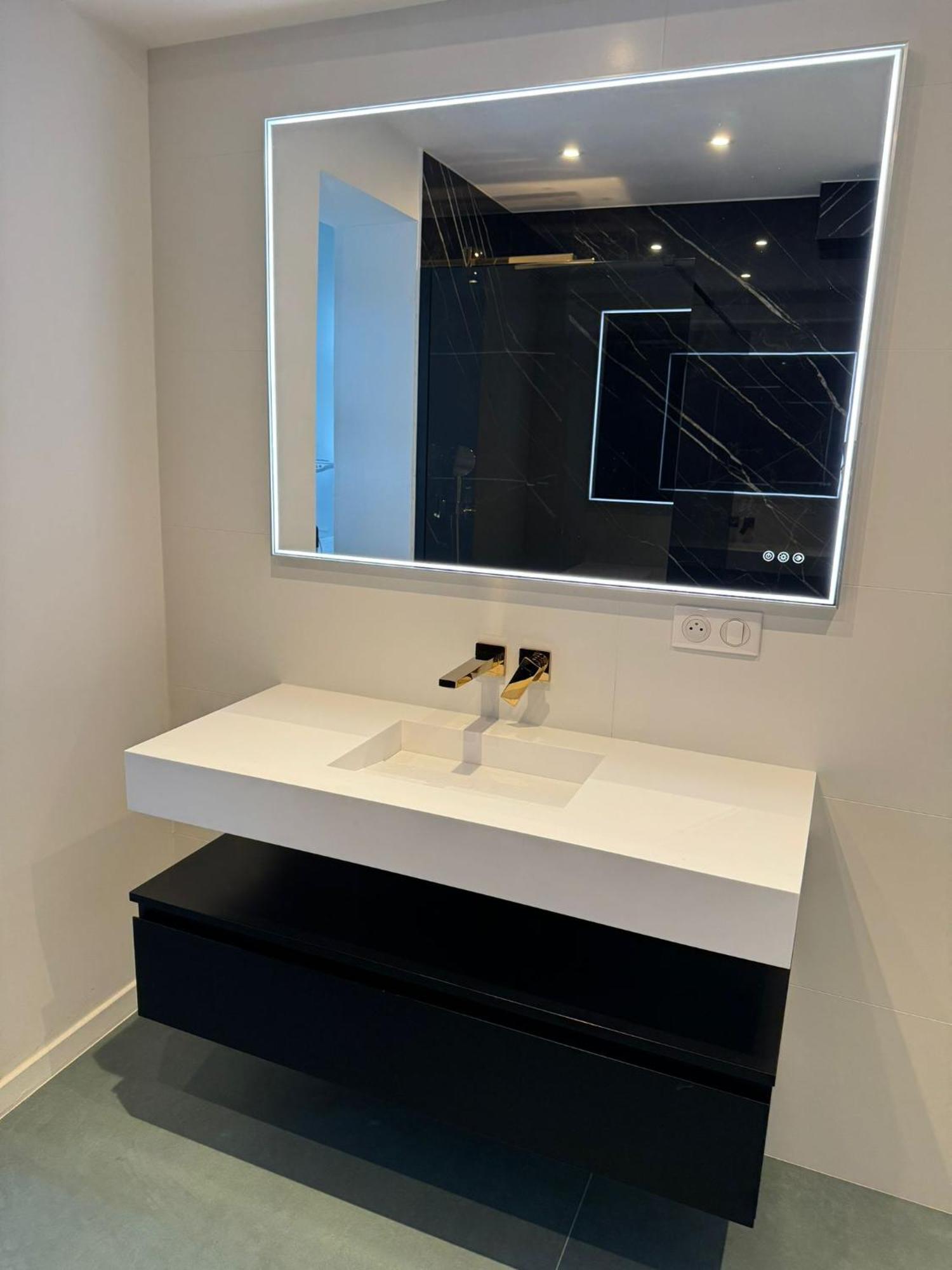 Modern & White - T3 60m2 - Parking Prive - Wifi - Netflix Apartamento