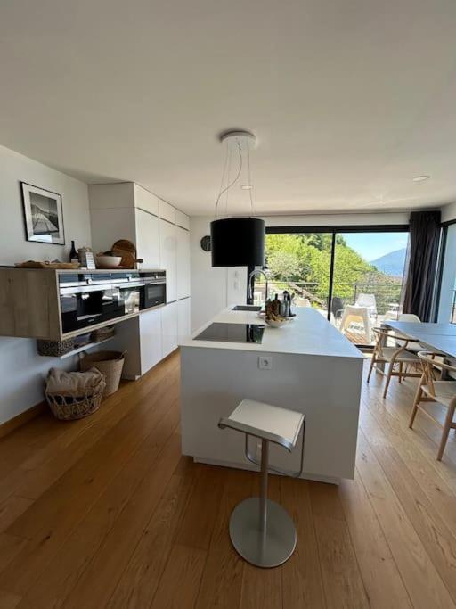 Grand T4, Vue Unique Lac, Terrasse Et Annecy