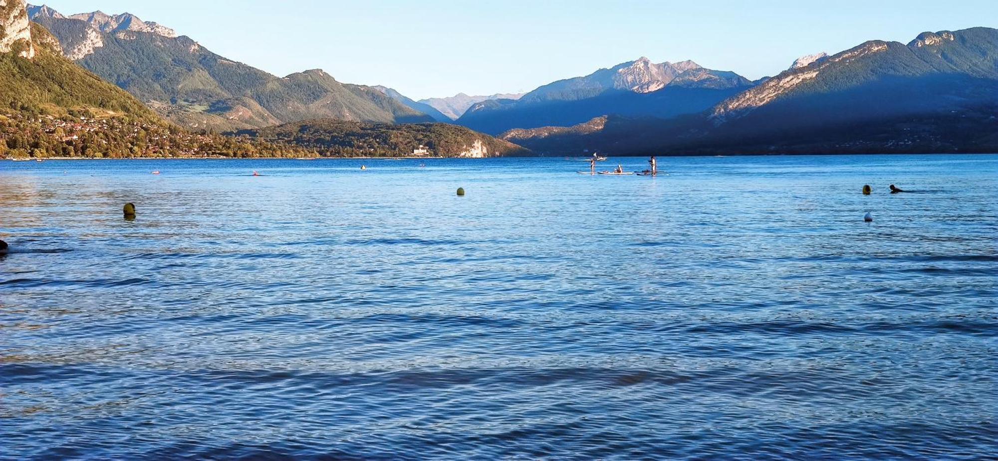 Et 95 M2 A 100m Du Lac, 3 Chambres, Parking Apartment