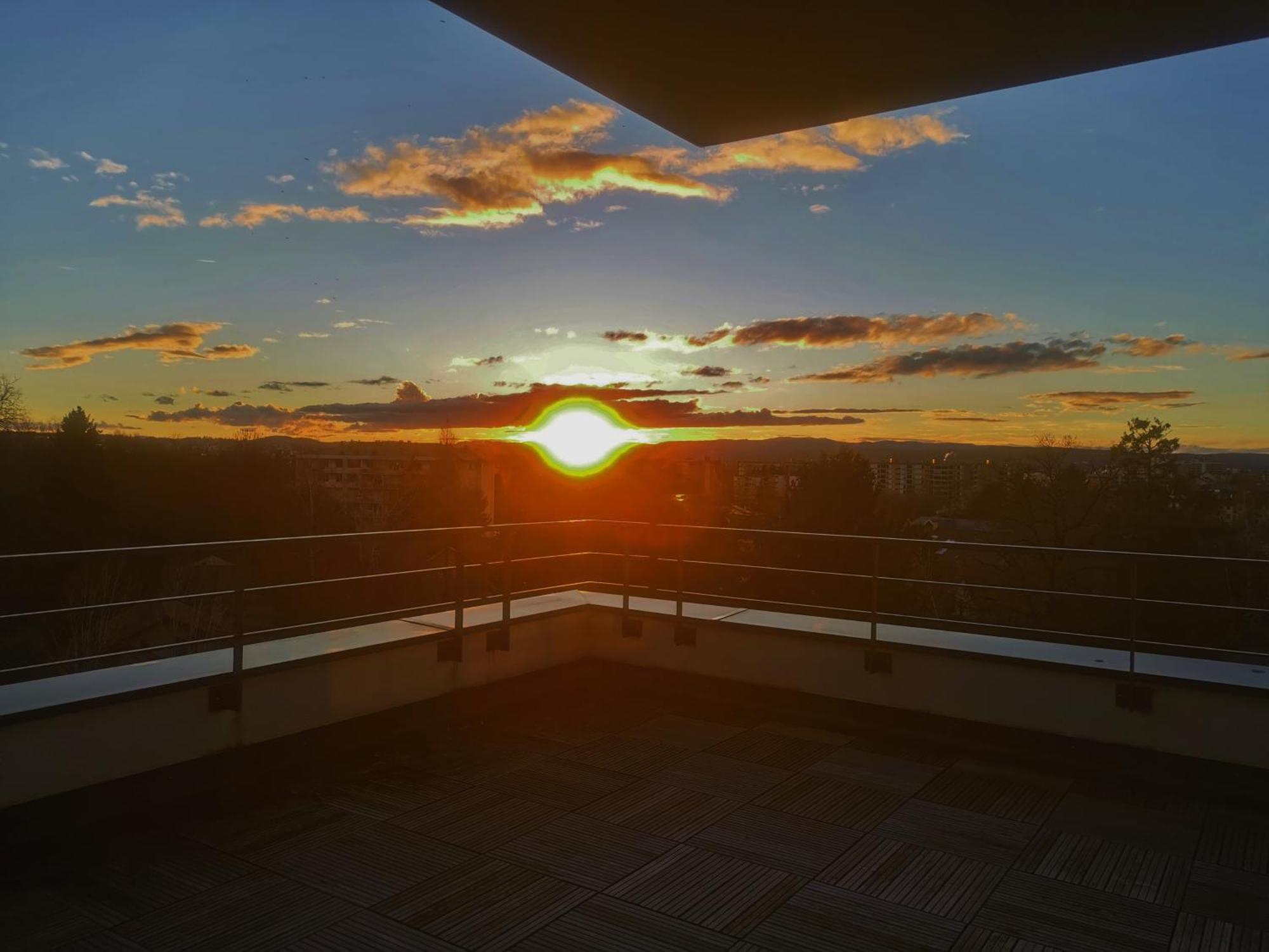 Le Rooftop Du 10 Apartment