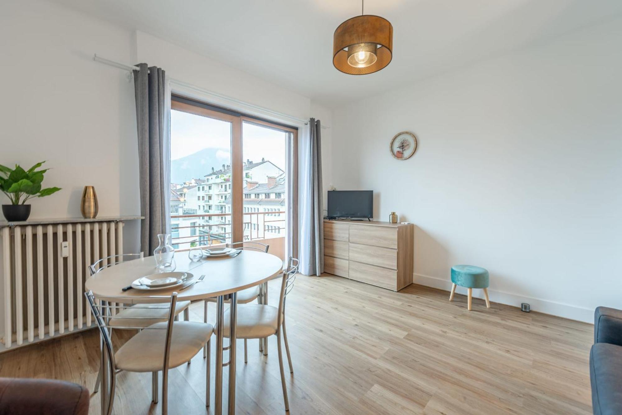 Le Favre En Appartement