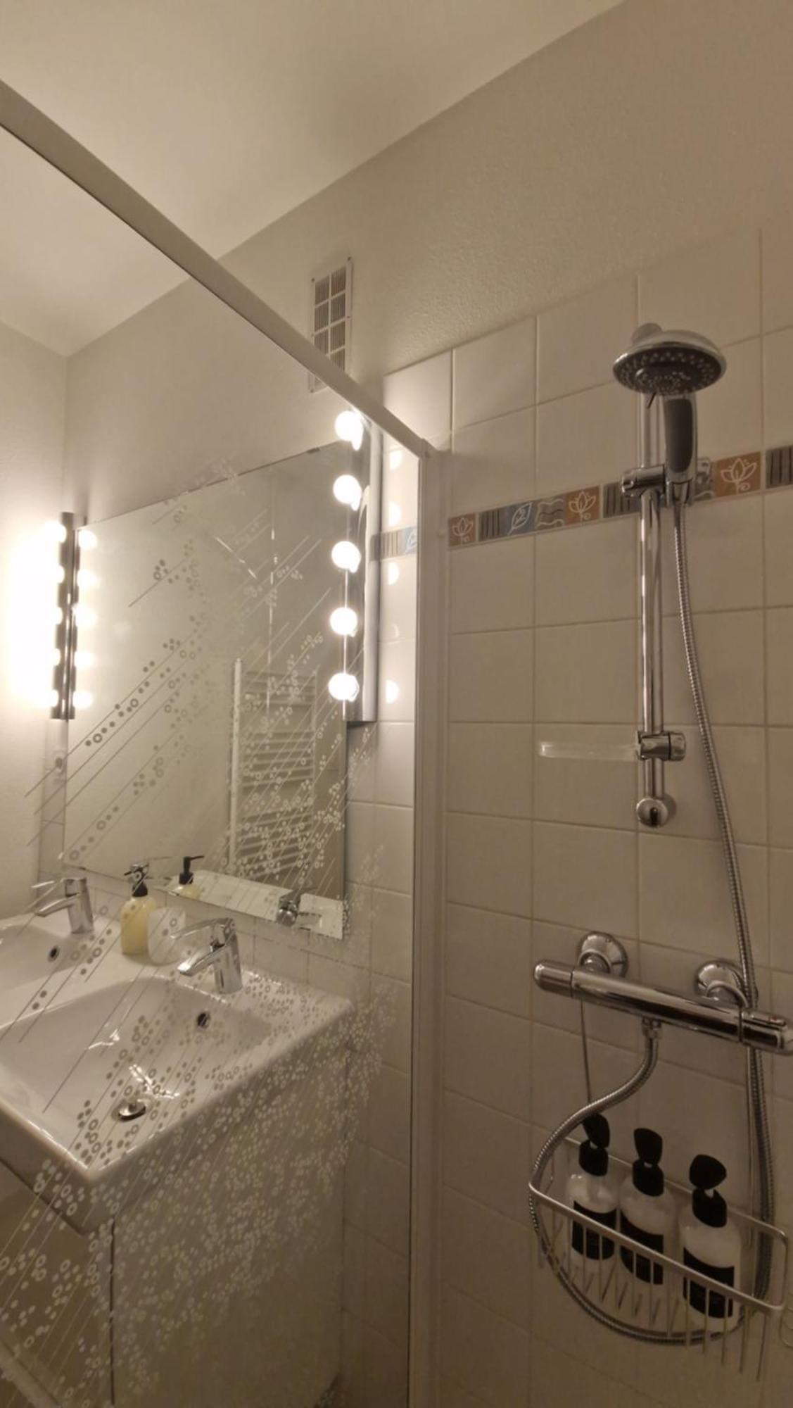 Et 95 M2 A 100m Du Lac, 3 Chambres, Parking Annecy