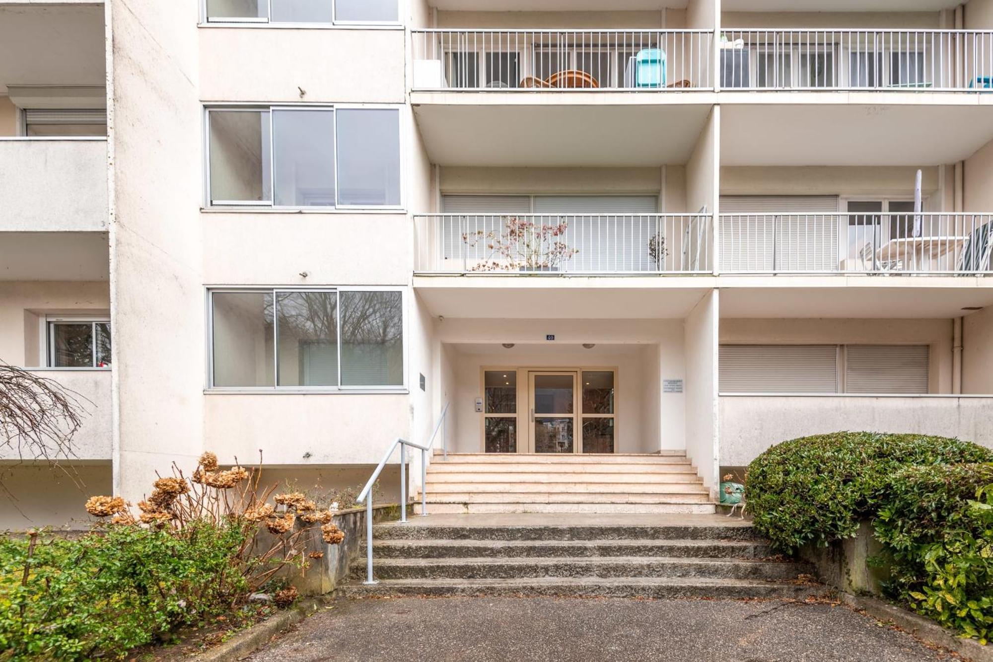 Apartment Pommaries Furnished Flat