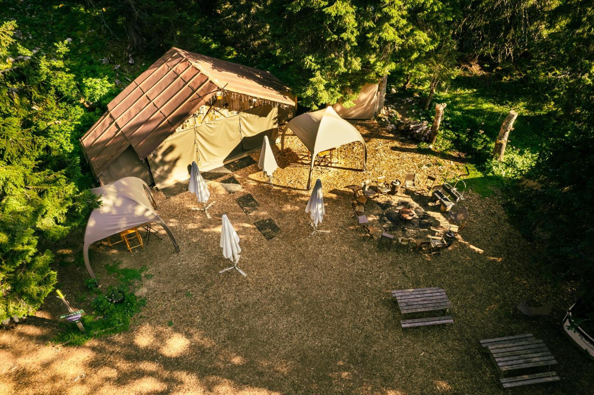 Eco Bivouac Village Igloos - Le Semnoz - A 20 Minutes D'annecy Luxury tent