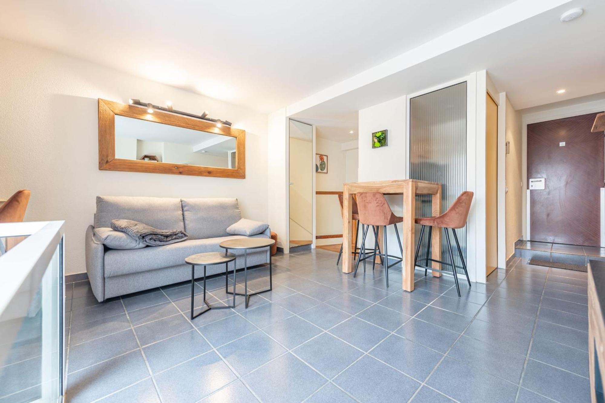 Apartment Monnet - T2 In Duplex In The Heart Of The Old Town