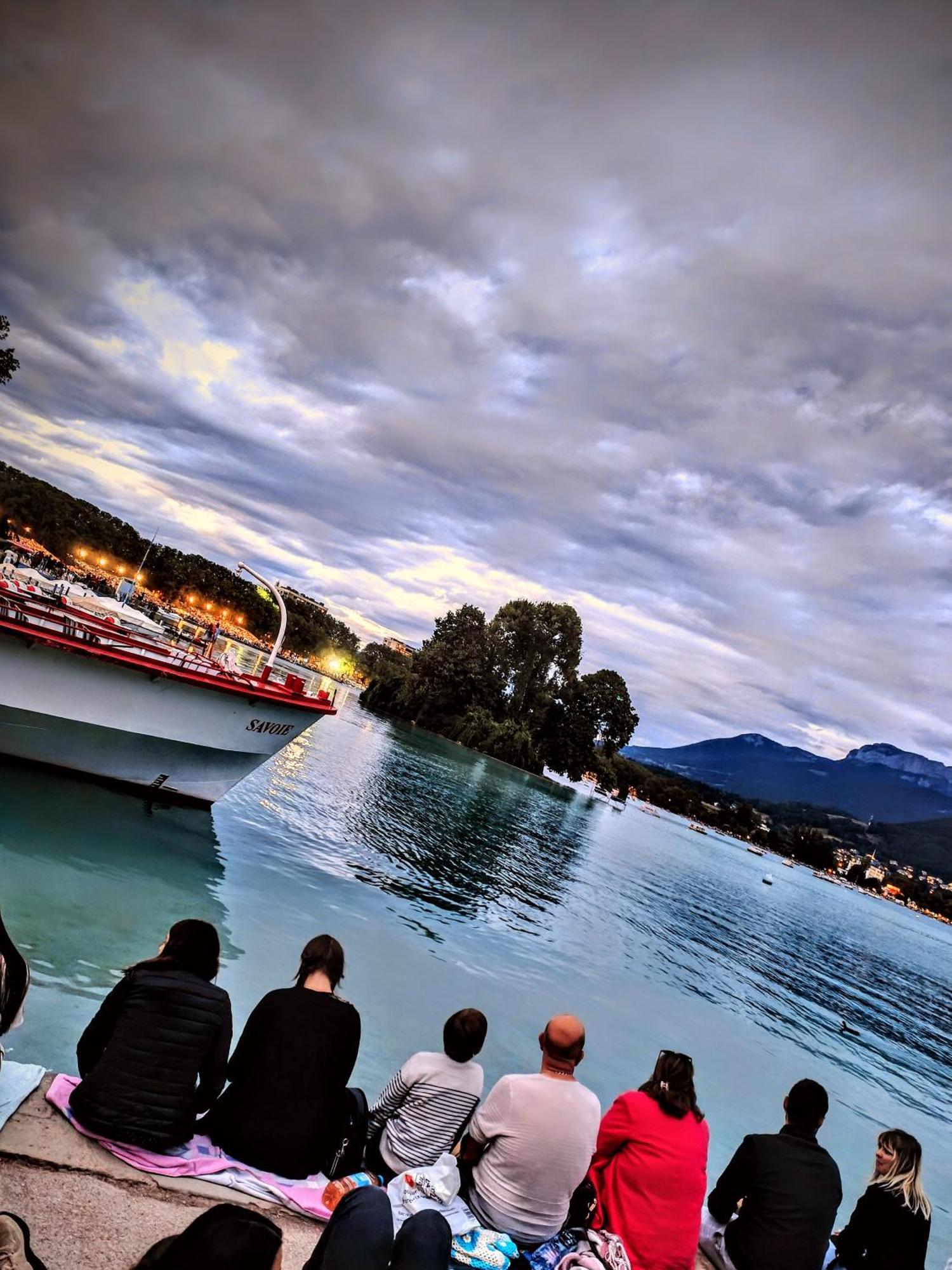Dans Agreable Et Calme A 15 Mn Du Centre Accommodatie bij particulieren Annecy