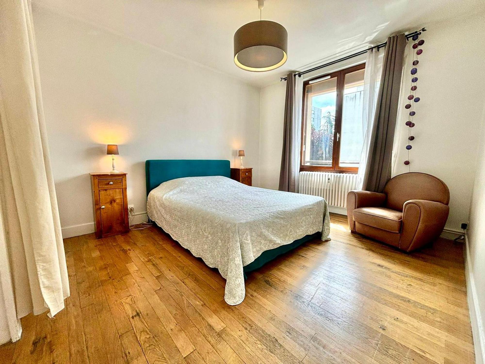 Centre - Lumineux Et Spacieux 2 Pieces De 54m² Pour 2/4 Personnes - Fr-1-432-28 Apartment