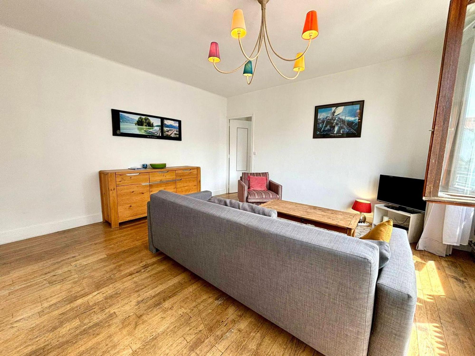 Apartment Centre - Lumineux Et Spacieux 2 Pieces De 54m² Pour 2/4 Personnes - Fr-1-432-28 *