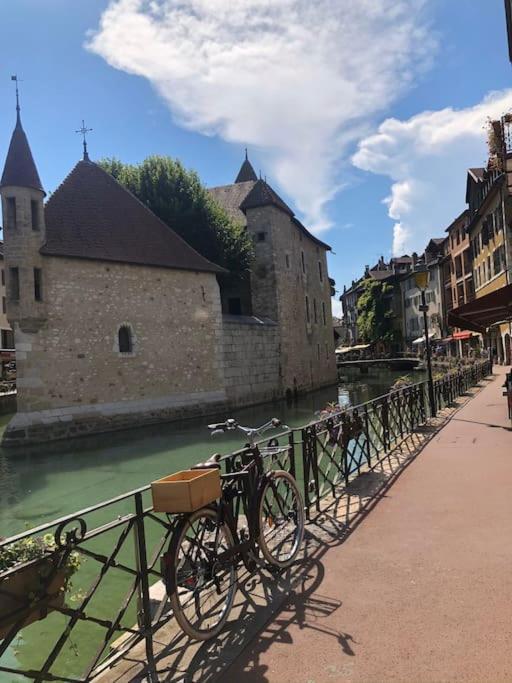 Apartment Proche Centre Avec Parking Gratuit *