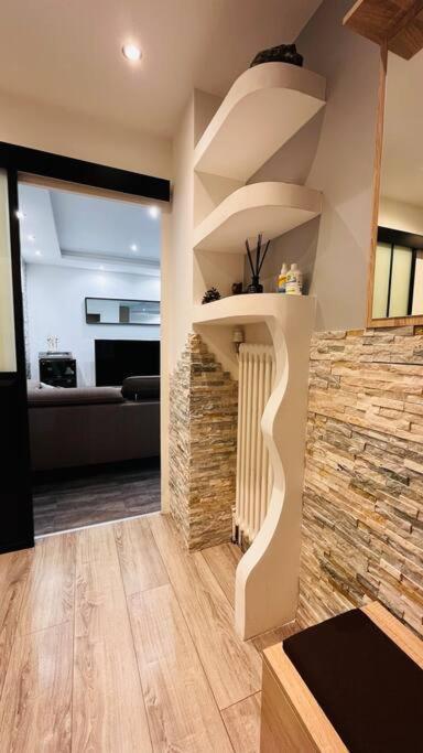 Appartement Proche Centre Avec Parking Gratuit Annecy