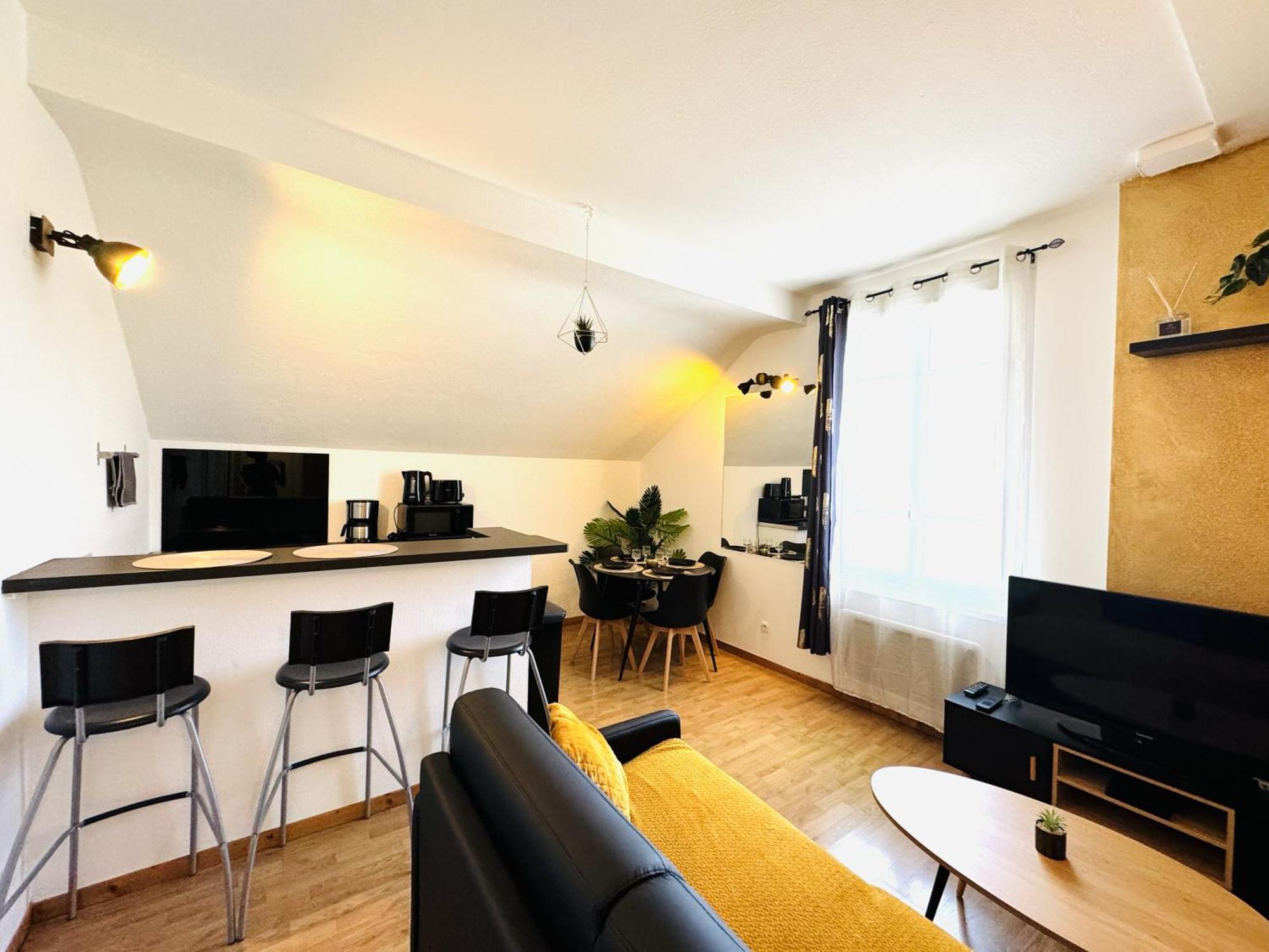 Apartment Le Tropical- Beau T2 A 5min Du Centre-ville