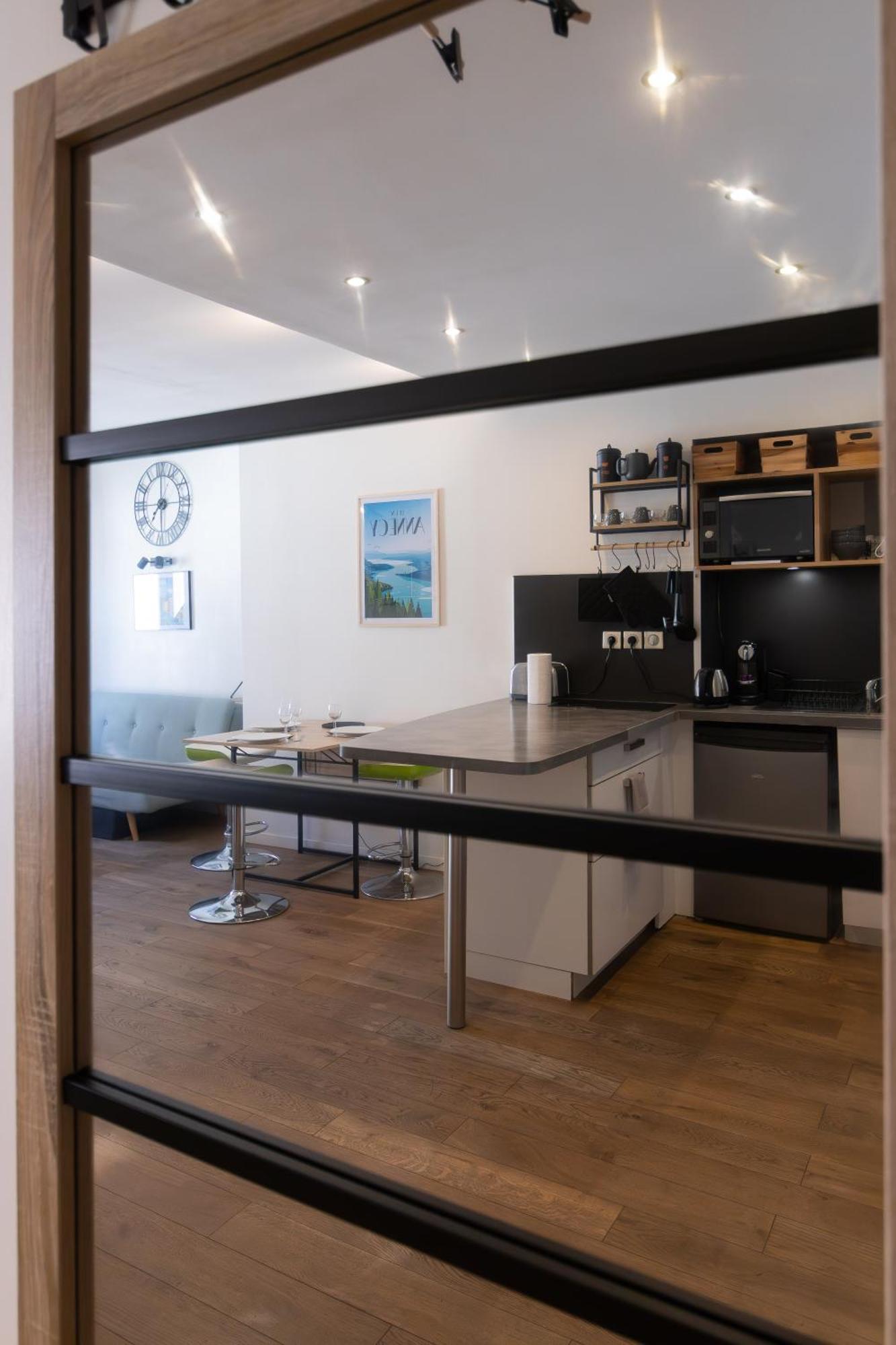 Apartment & Le Cocon Centre - Proche Gare Et Annecy