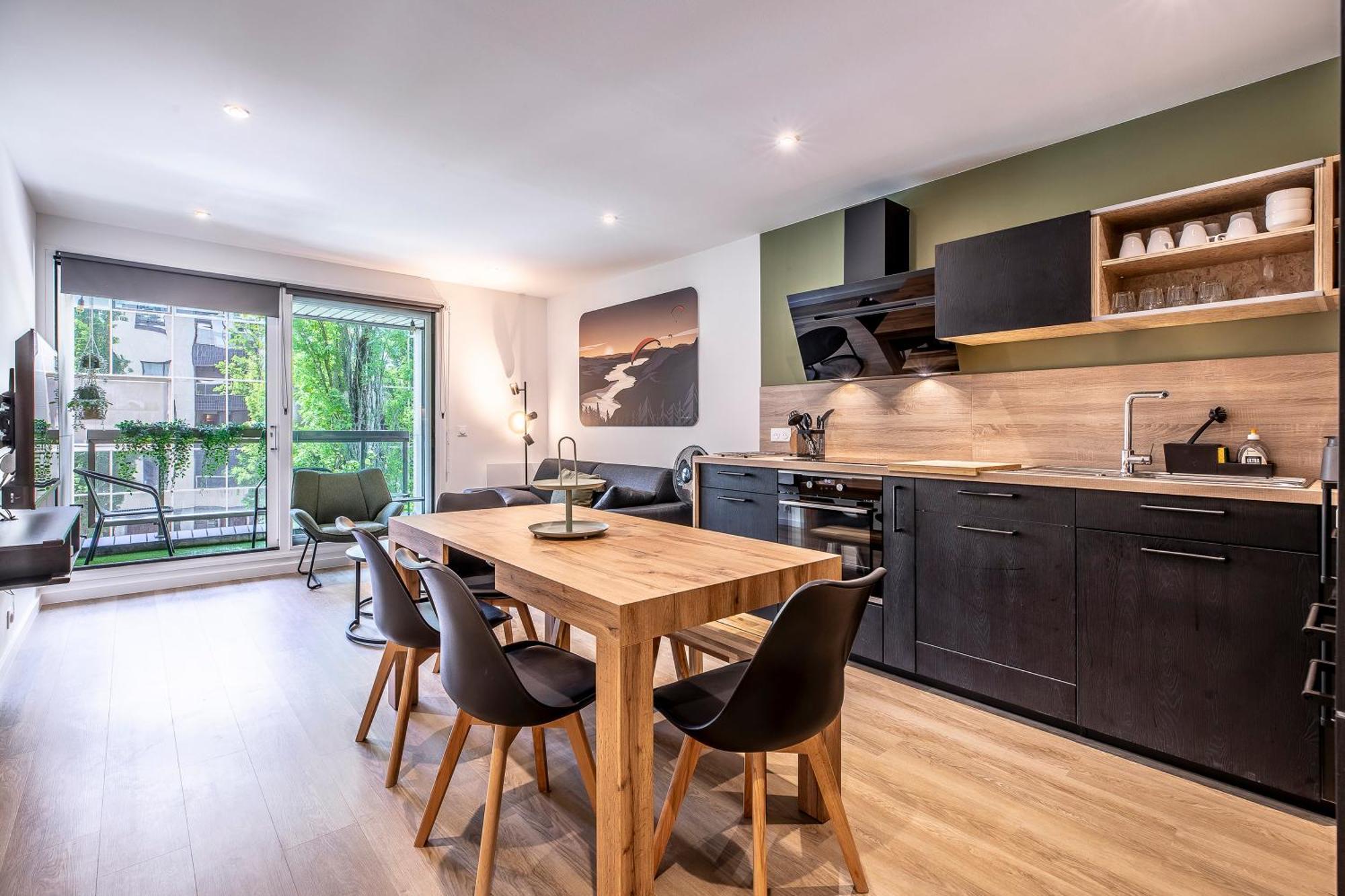 Apartment Moderne Au Coeur D'annecy - A Deux Pas Du Et De La Vieille