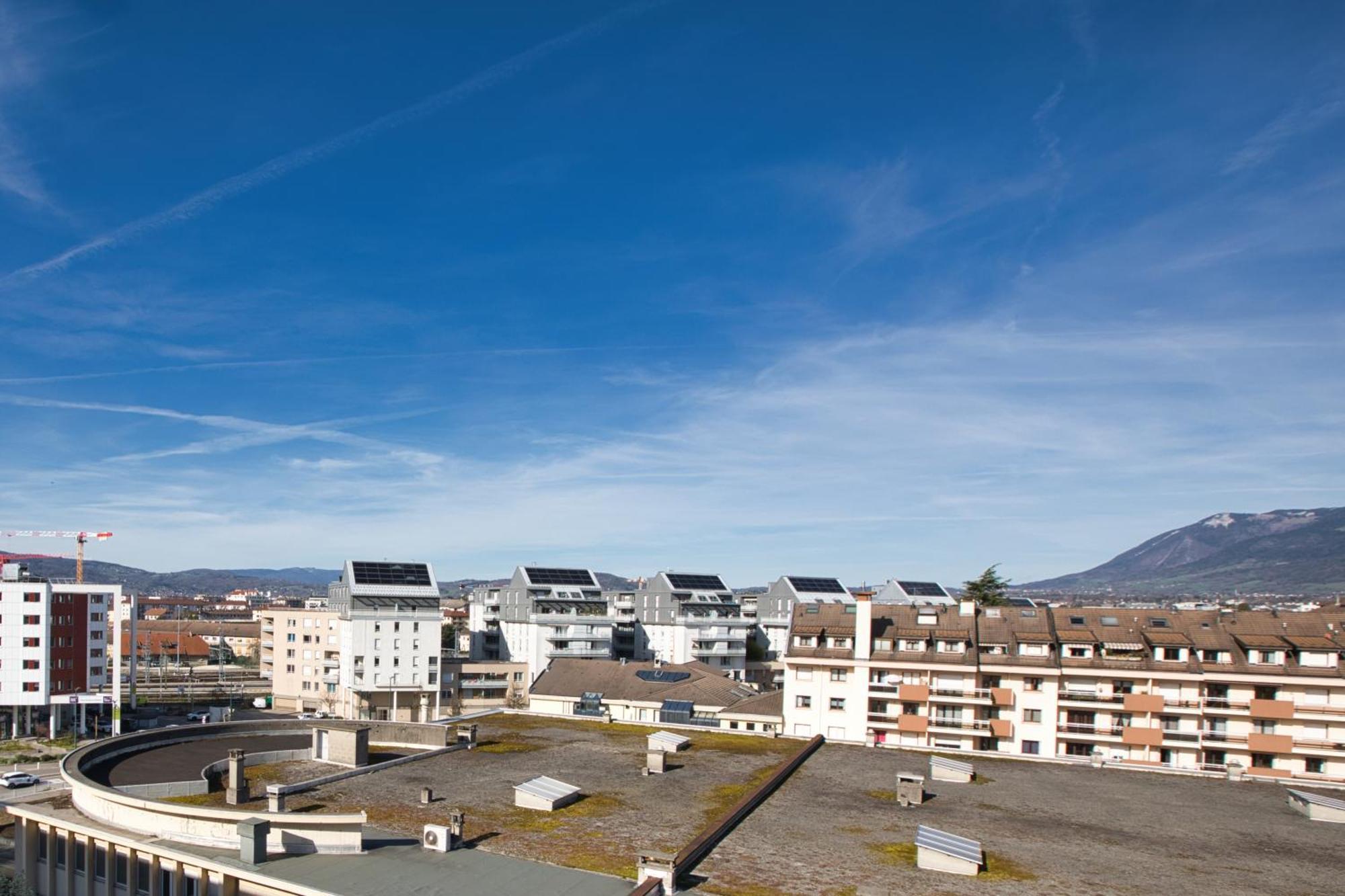 Le Sommet Citadin Avec Vue
