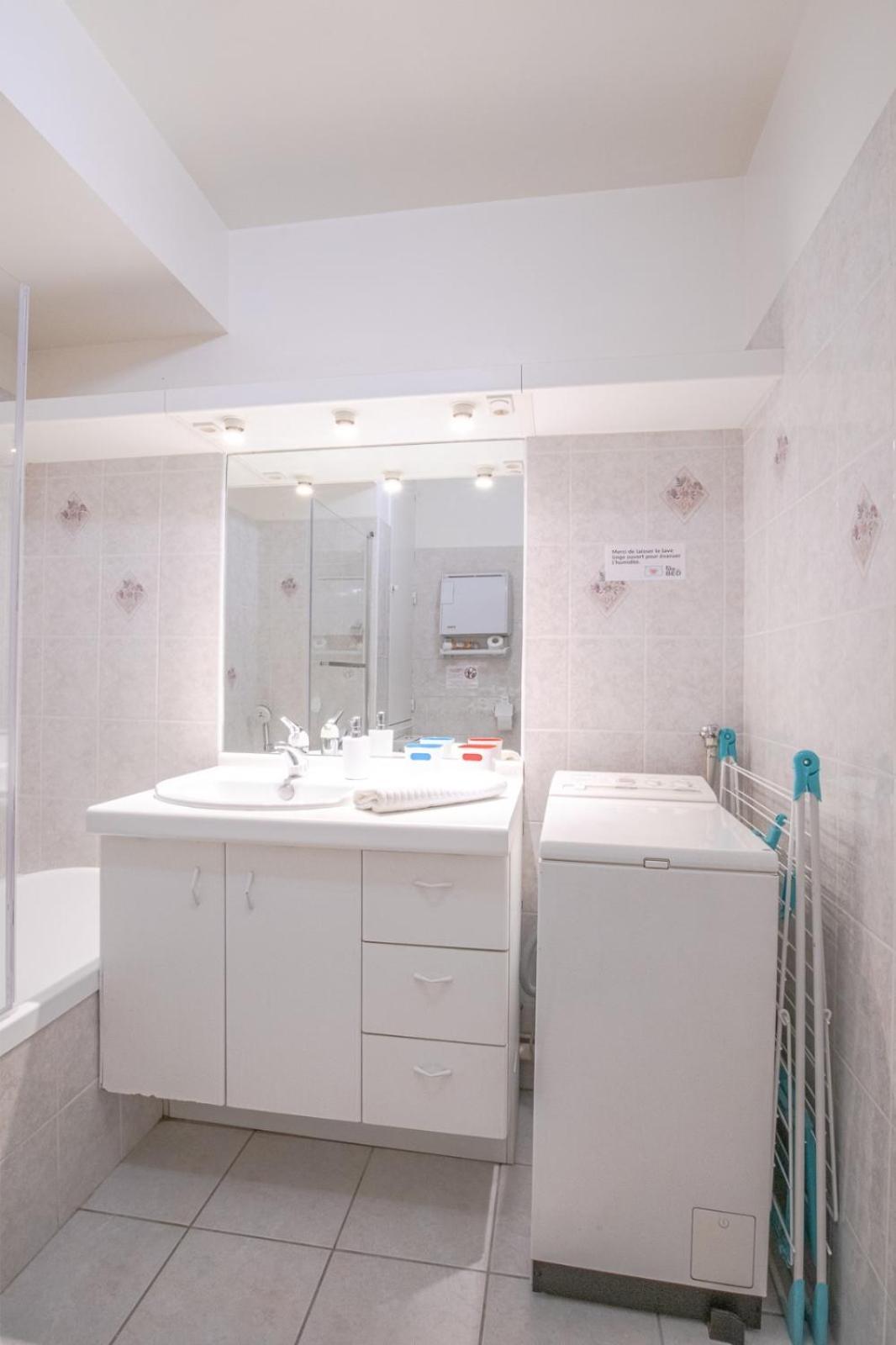 Appartement Le Gouverneur, 100m Du Avec Parking Annecy