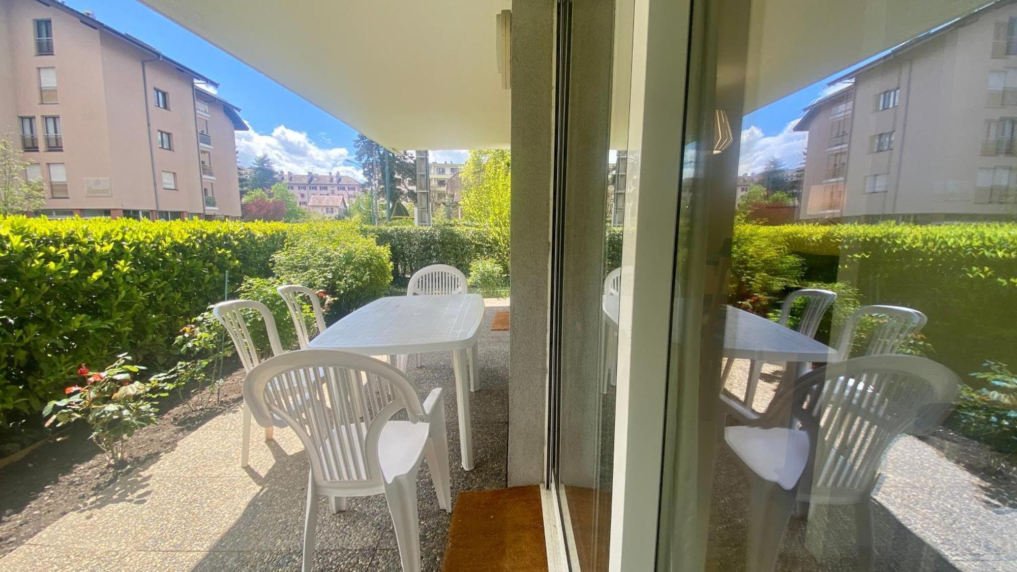 Appartement Le Gouverneur, 100m Du Avec Parking