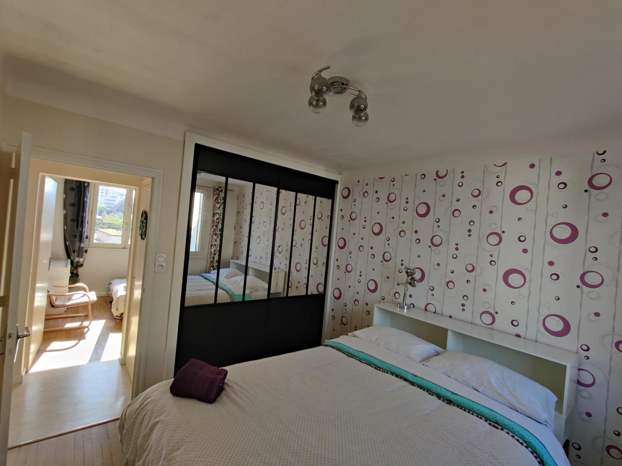 T3 A Apartment *