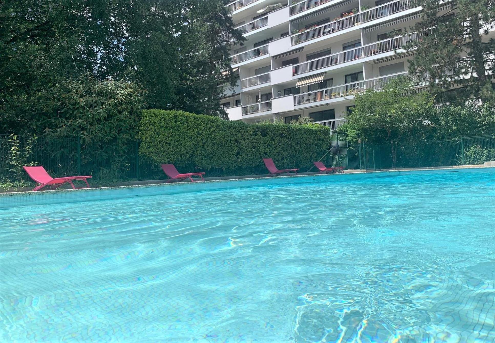 Kusmi Piscine Proche Du