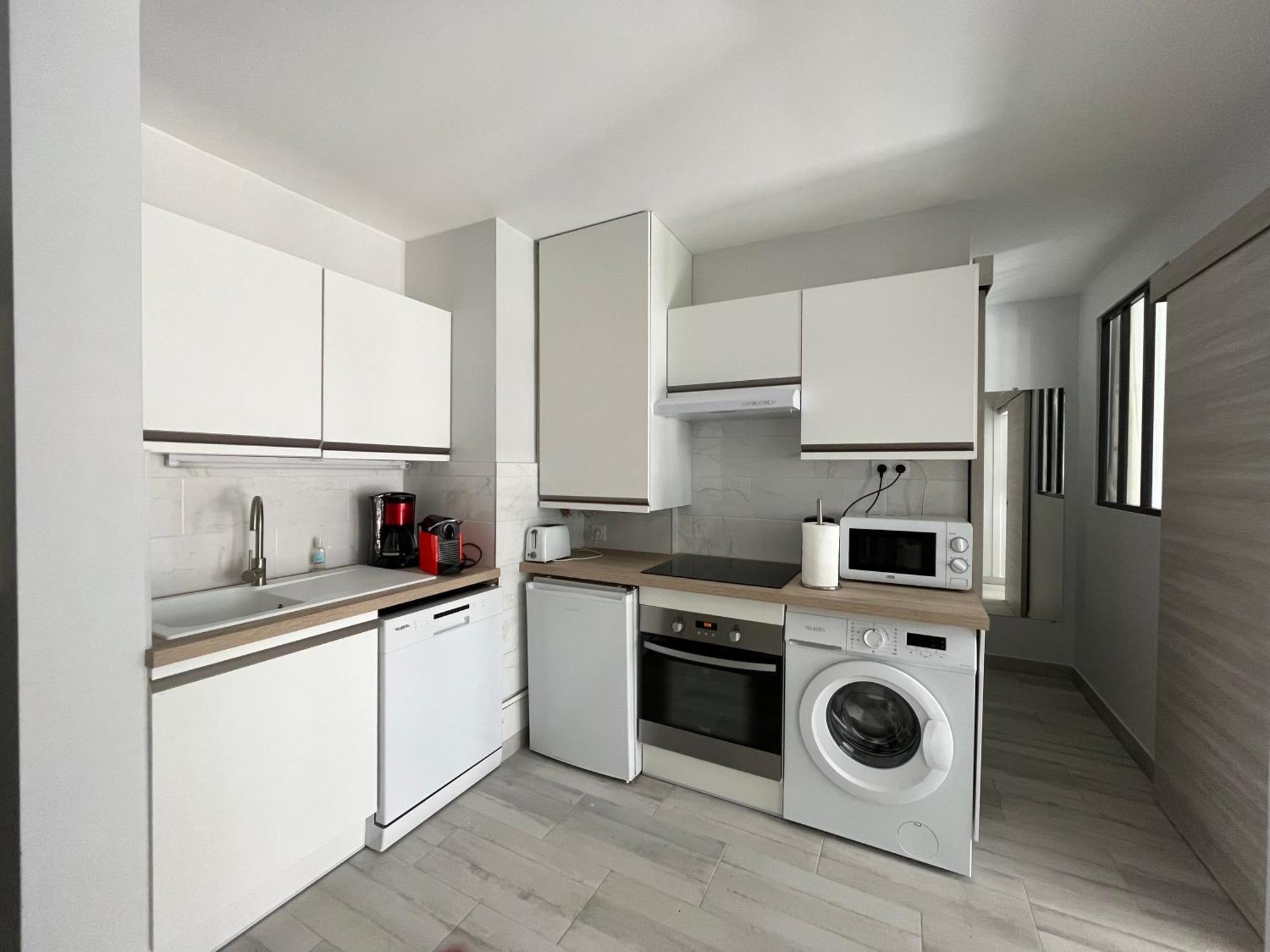 Cocon 2024 Grand Balcon Le Lac Et Centre A Pied Apartment