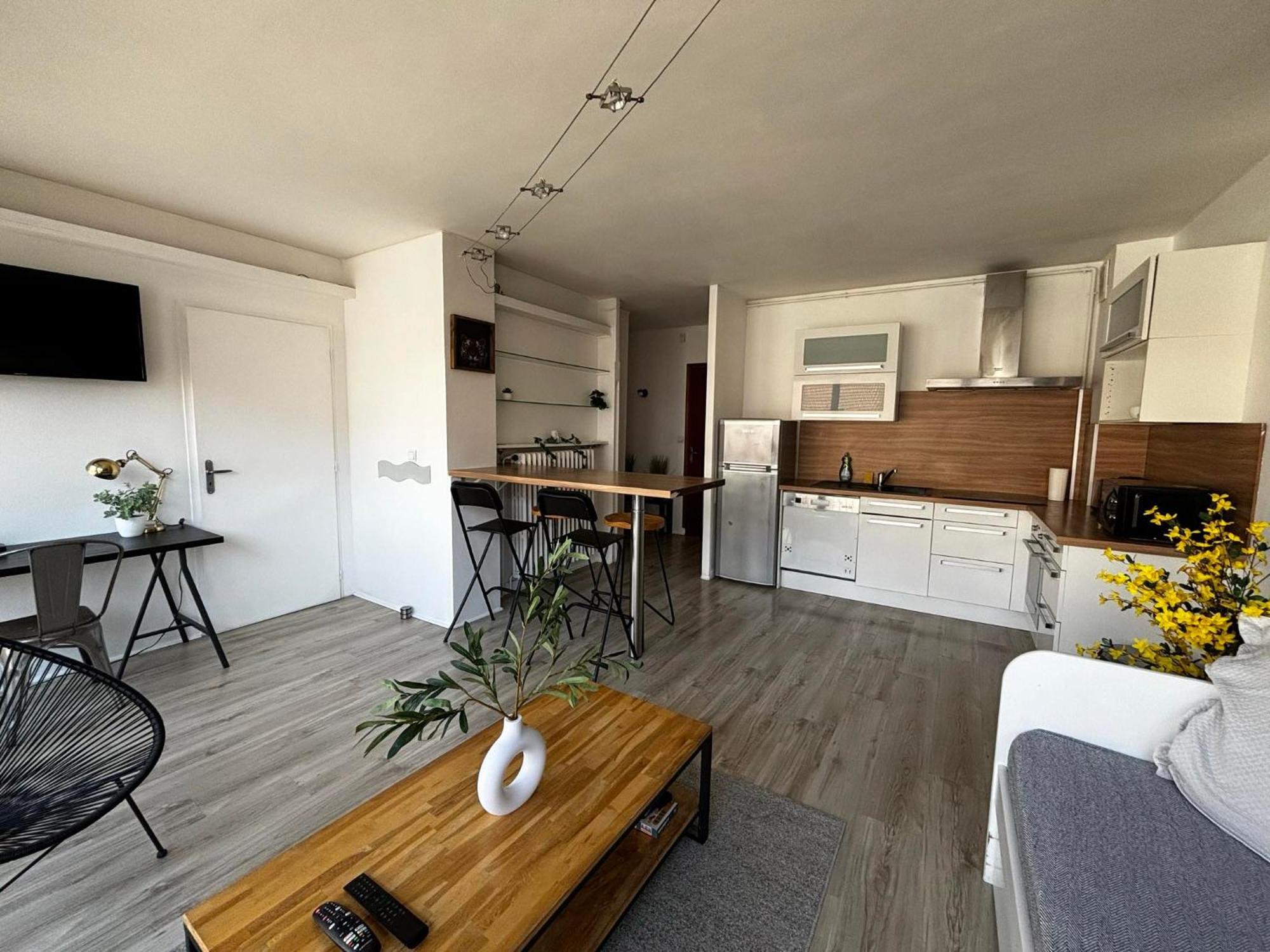 Hypercentre A 2 Min Du Apartment Annecy