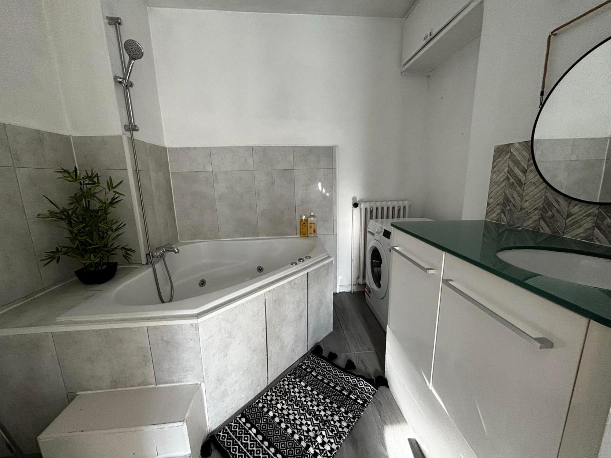Hypercentre A 2 Min Du Apartment Annecy
