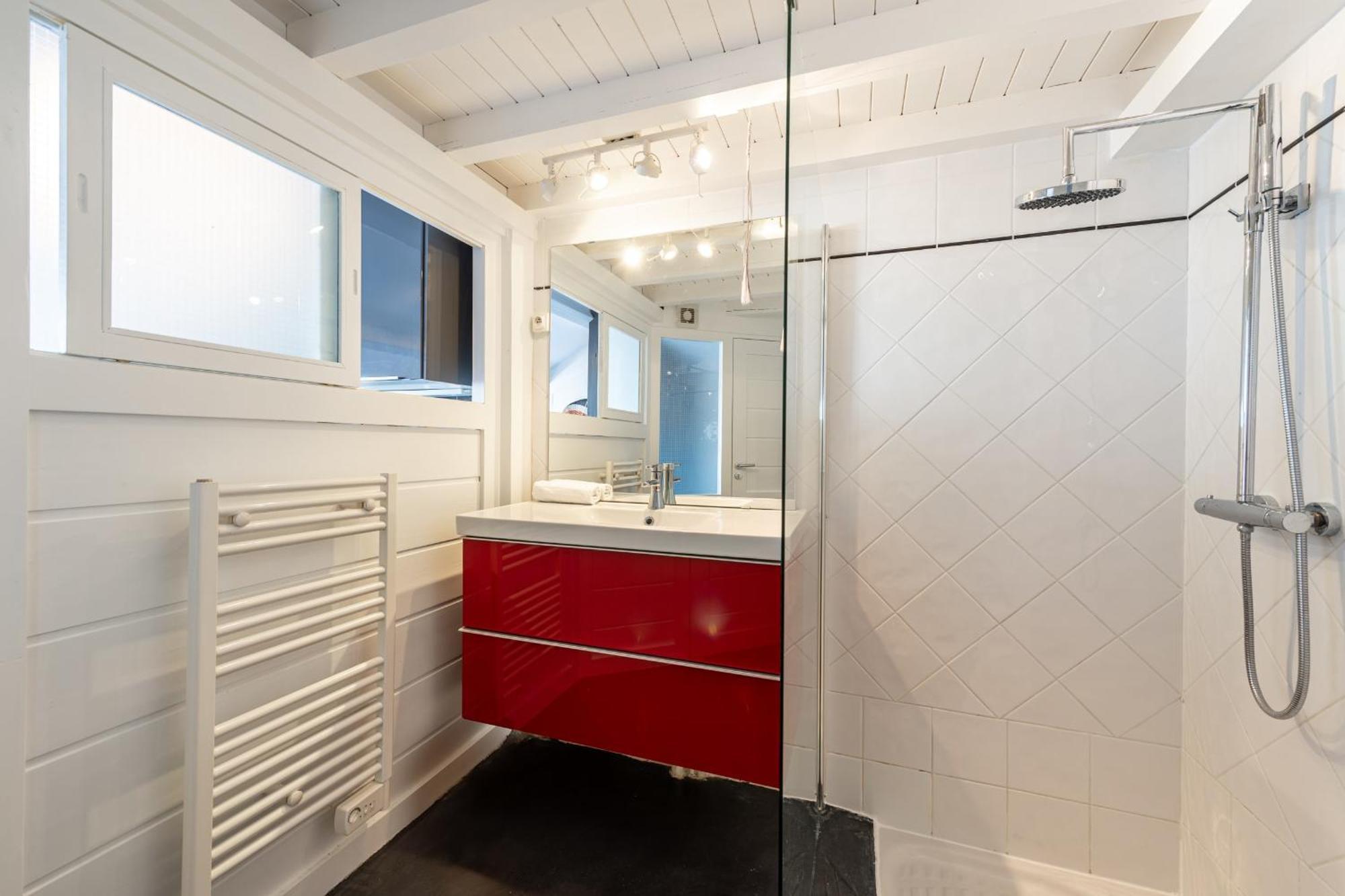 The White Duplex