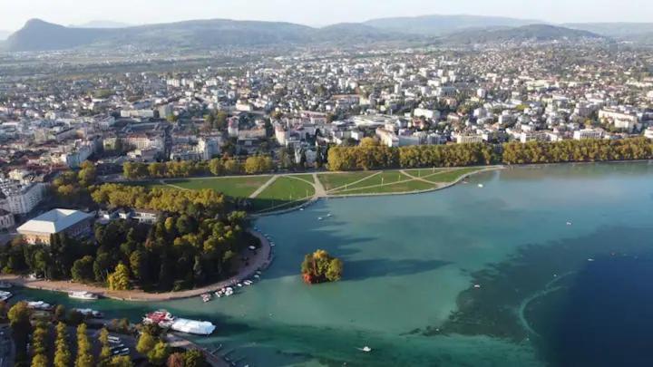 T3 - Gare -centre Ville- Parking- Calme - Wifi - Netflix - Canalp Prime Video * Annecy