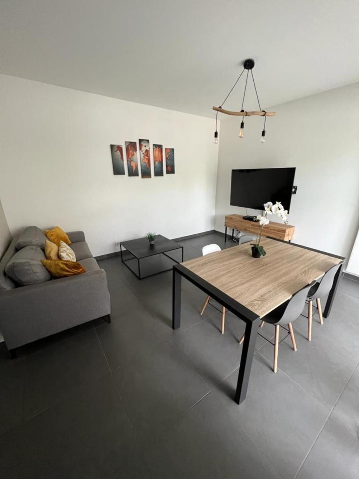 Apartment Le Tresum Joli T2 Avec Garage A 100m Du Annecy