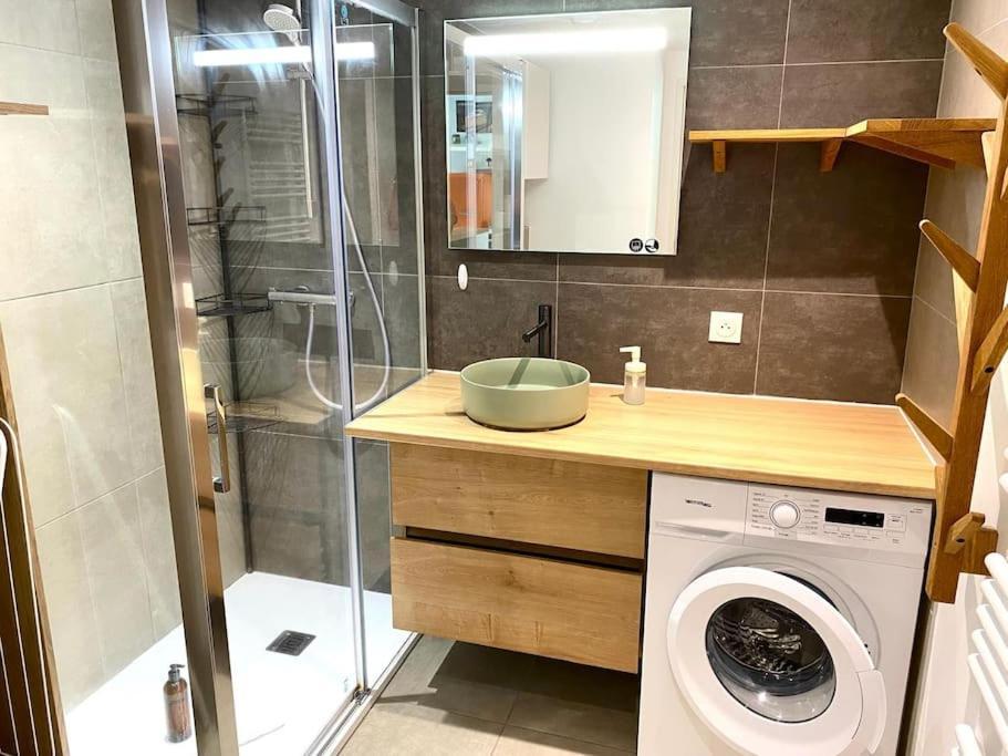 Apartment Astoria - Parking, Velos, Jardin Et Terrasse