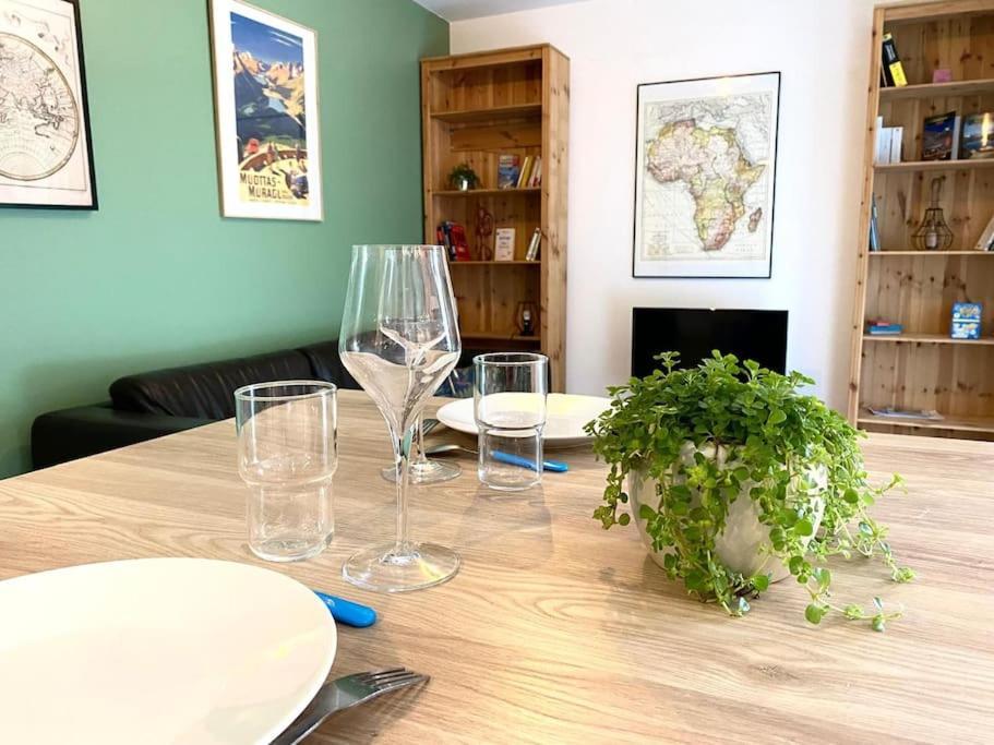 Apartment Astoria - Parking, Velos, Jardin Et Terrasse Annecy