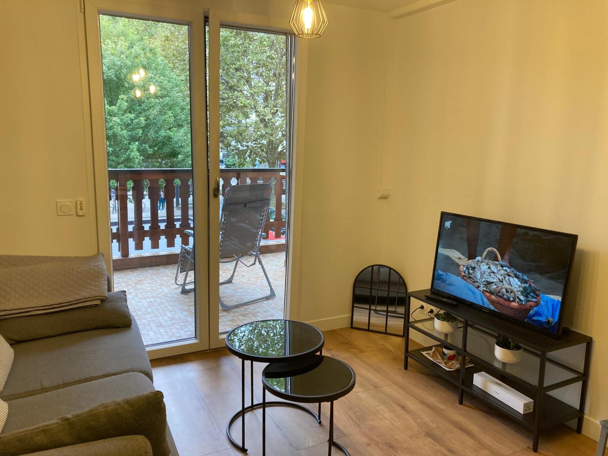 Albigny Centre Apartment *