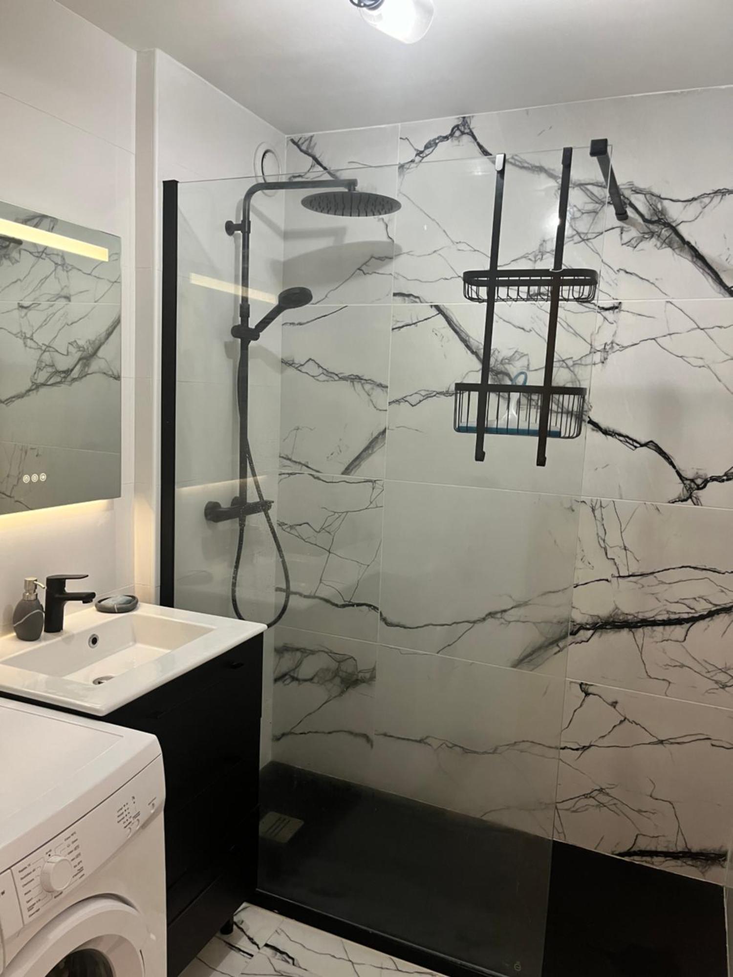 Style Industriel Elegant, Proche Vieille *