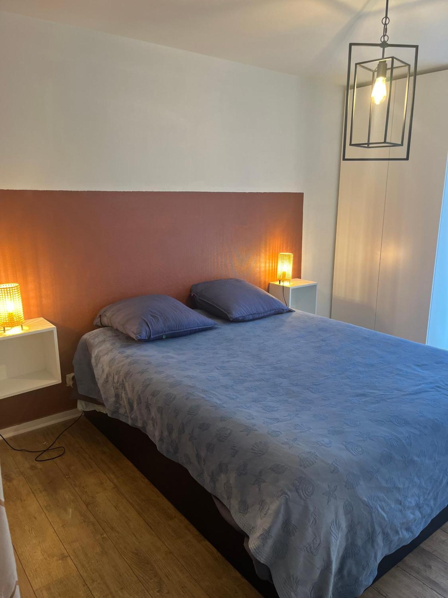Apartment Style Industriel Elegant, Proche Vieille *