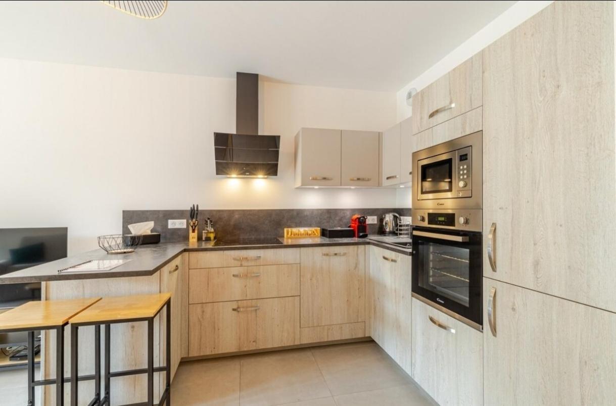 Le Paradis Au Bord Du Apartment *
