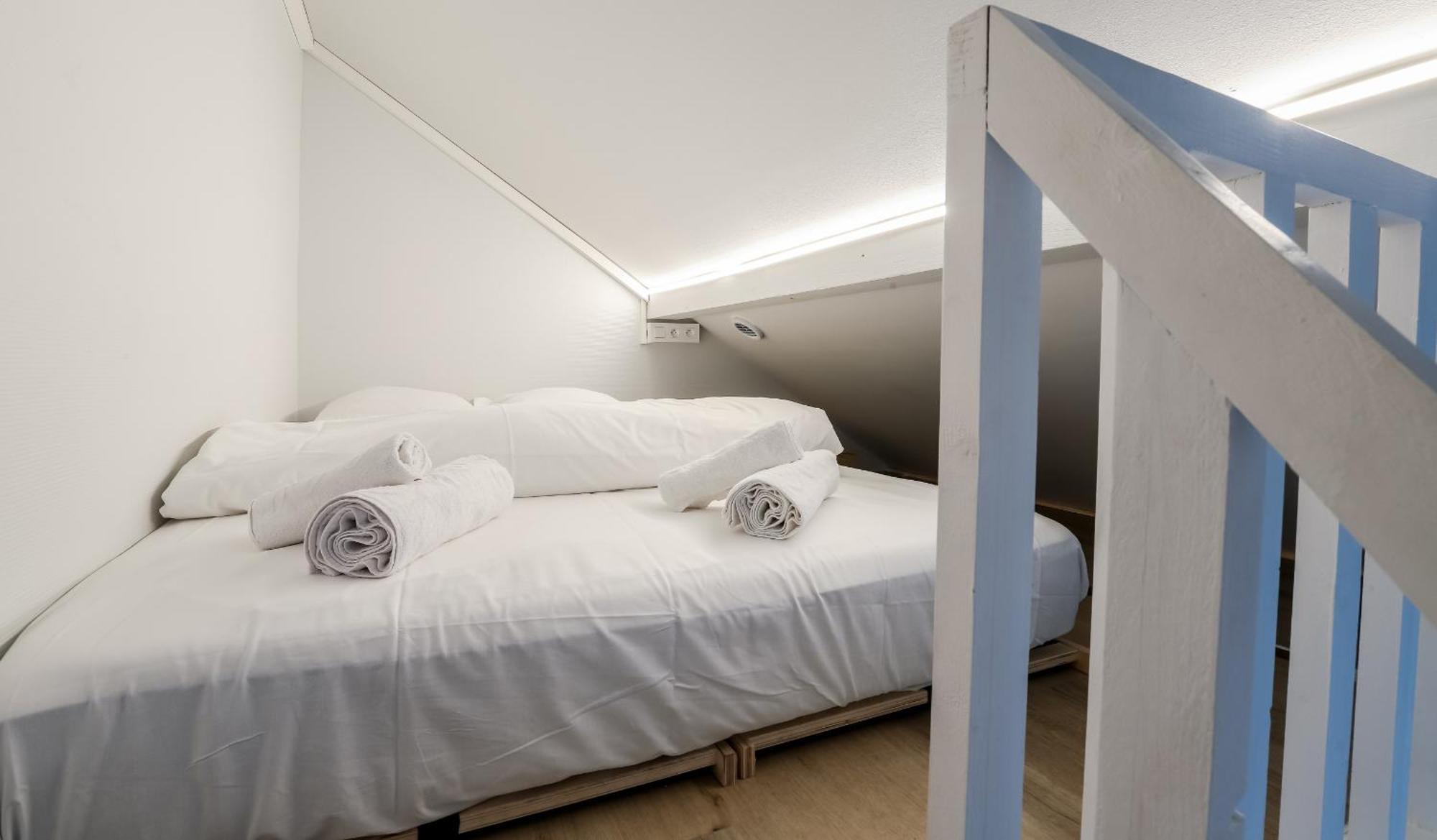 Apartment Cloud Romantique Jacuzzi Annecy