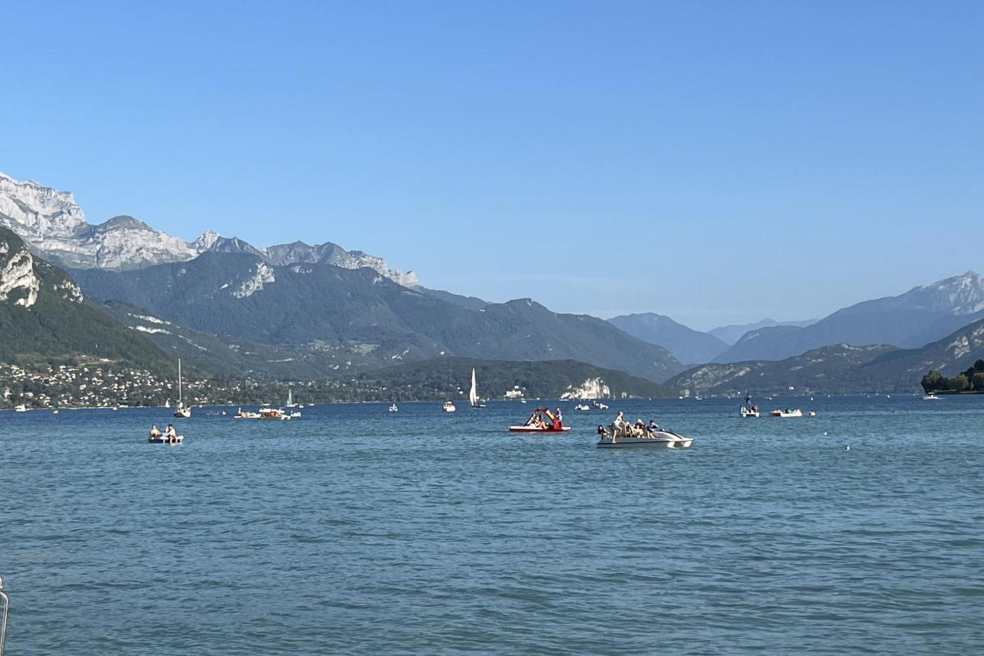 Penthouse Flat South-facing Terrace - Welkeys Annecy