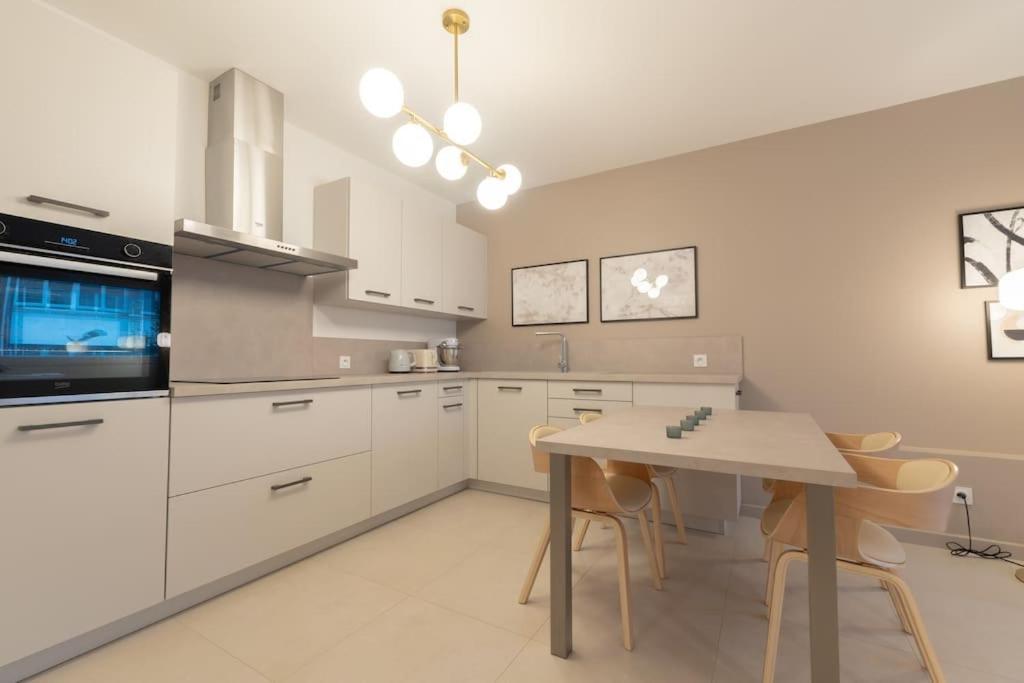 Apartment Renove Avec Style Au Coeur D'annecy
