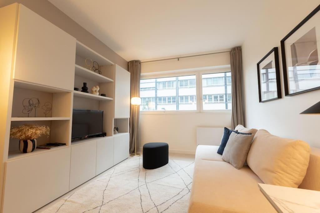 Apartment Renove Avec Style Au Coeur D'annecy Annecy